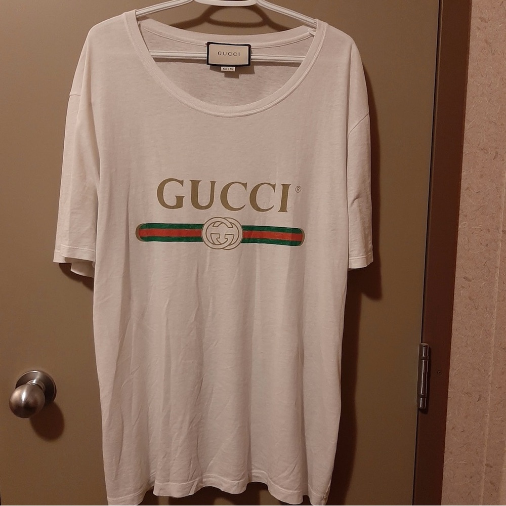 Men’s Gucci T-Shirt bought from Gucci store in Tyson corner in 2018